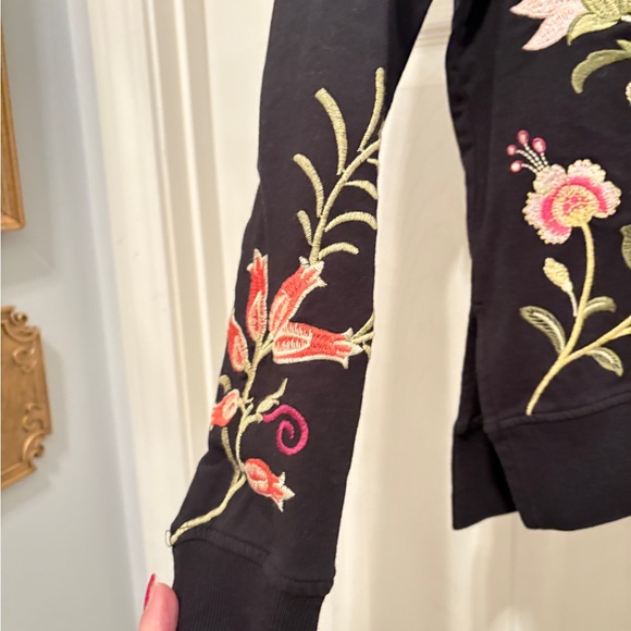 JOHNNY WAS NWT JULIANNA SWEATSHIRT SZ M - Picture 8 of 11